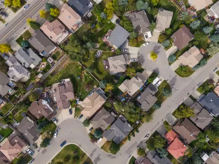 Birdseye view of houses in a neighborhood